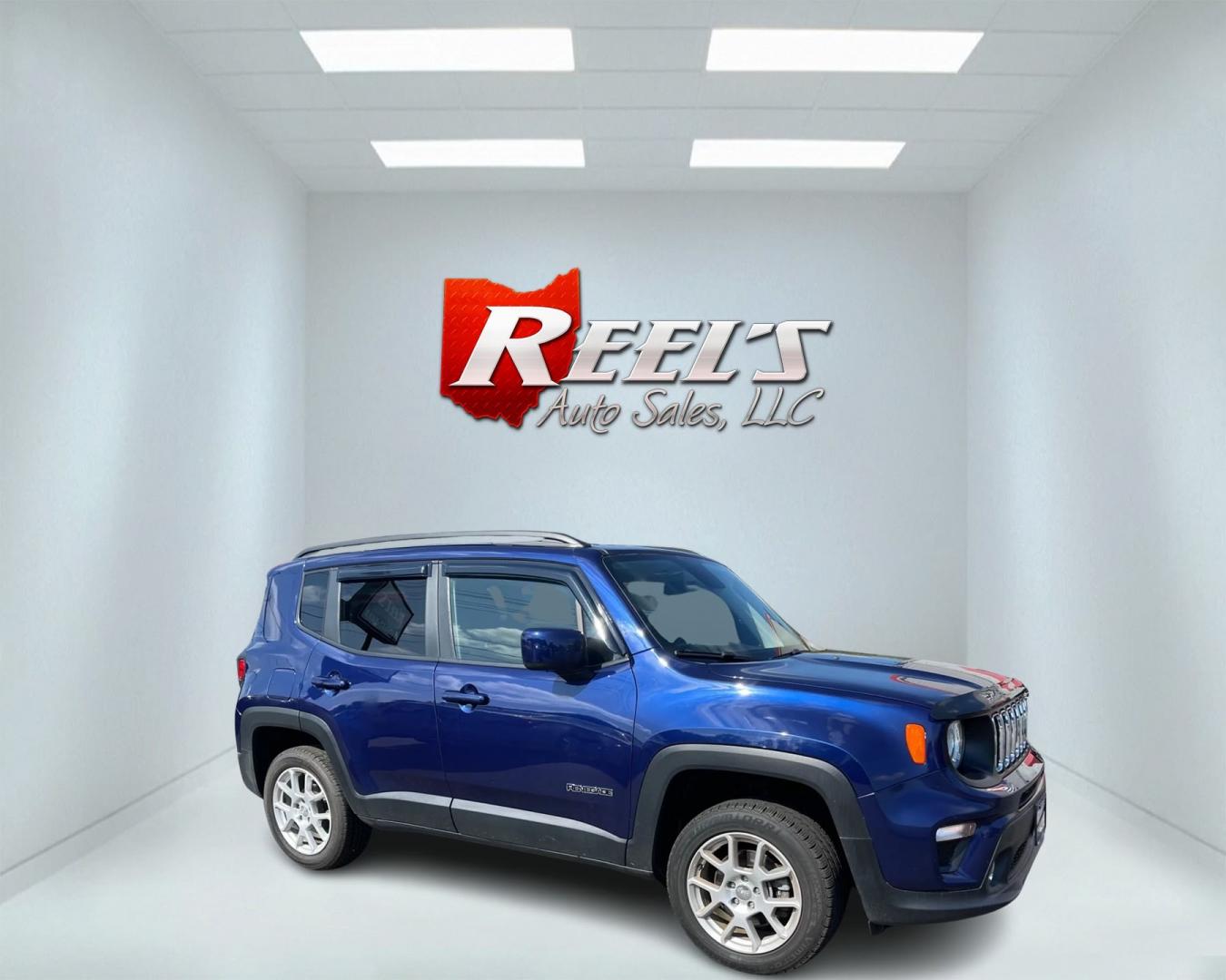 2019 Blue /Black Jeep Renegade Latitude 4WD (ZACNJBB14KP) with an 1.3L Turbo engine, 9A transmission, located at 11115 Chardon Rd. , Chardon, OH, 44024, (440) 214-9705, 41.580246, -81.241943 - Photo#3